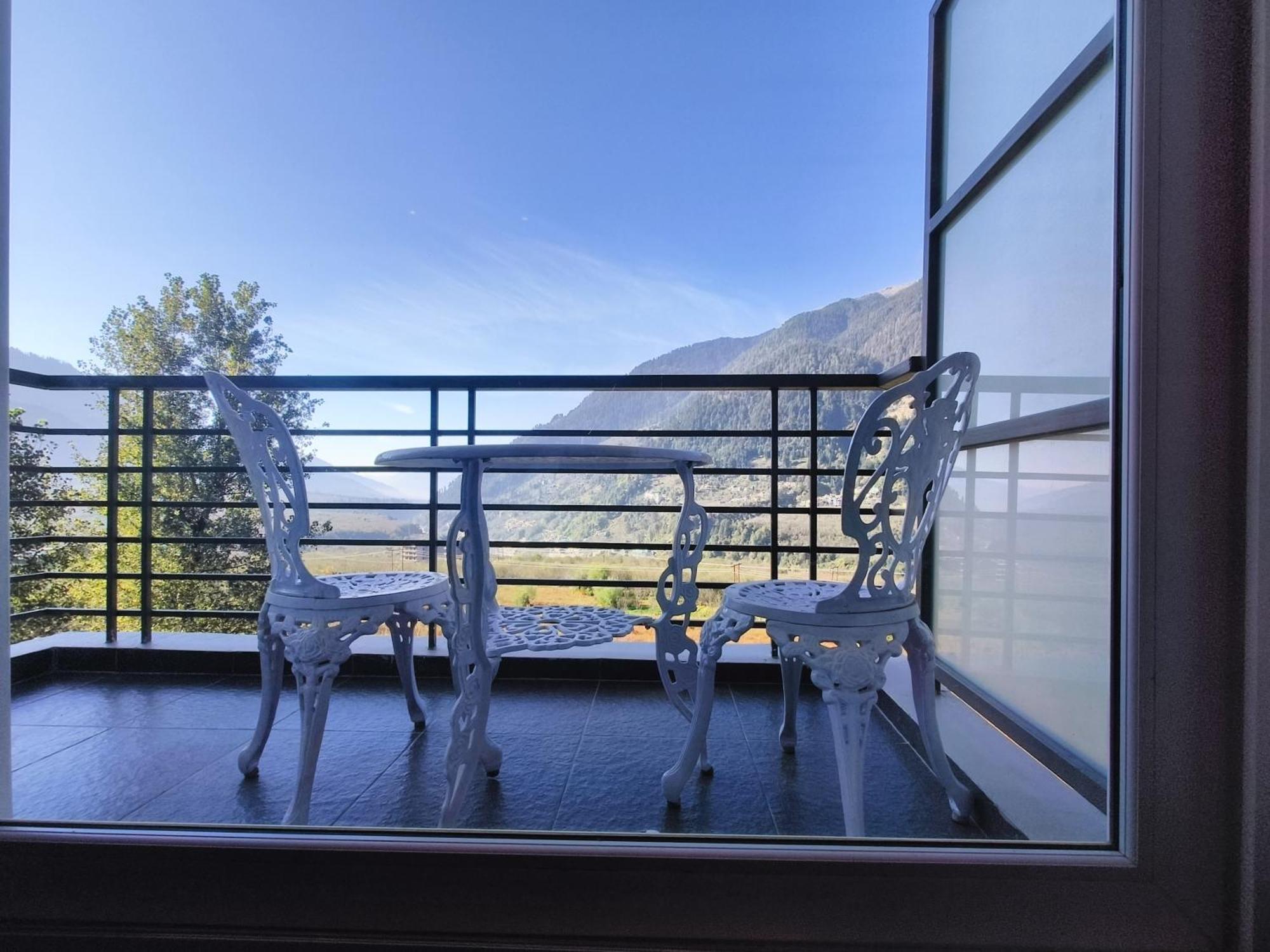 Justa Grand View Resort & Spa, Manali 外观 照片